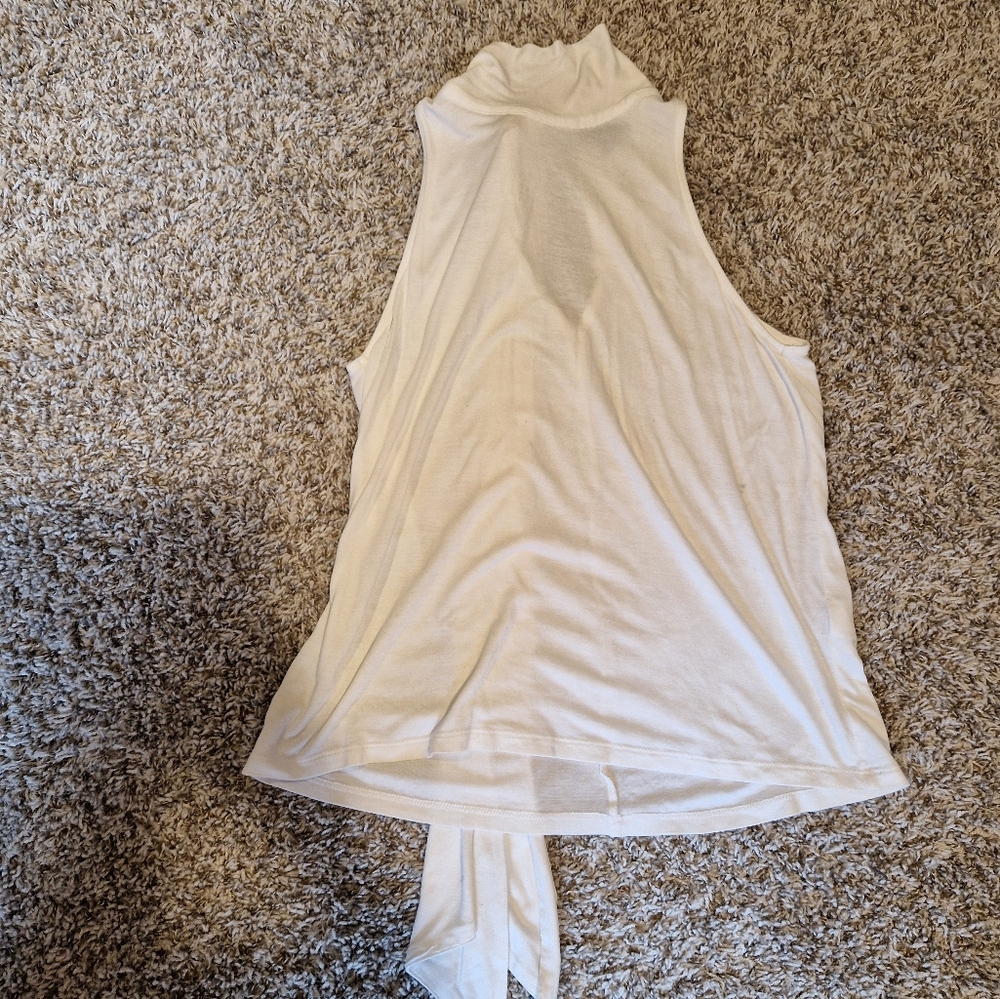 Banana Republic White Sleeveless Tie Front Tank Top